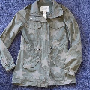 Lits olive green star pattern jacket size XXS